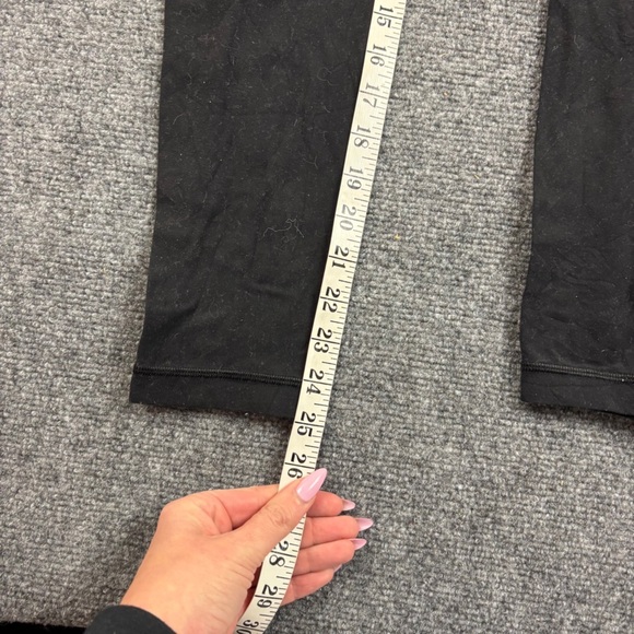 LULULEMON Women’s Black 25” Athletic Leggings High Waist size: 4 - Picture 7 of 8